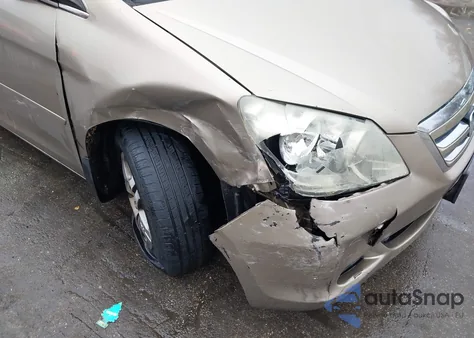 2005 Honda Odyssey Ex from USA, damaged, VIN 5FNRL38435B413031